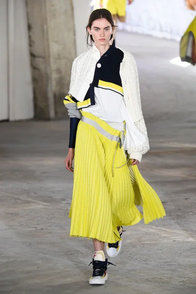 Look 34